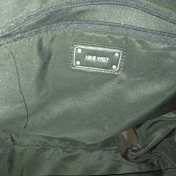 Bag - Picture 2 of 4